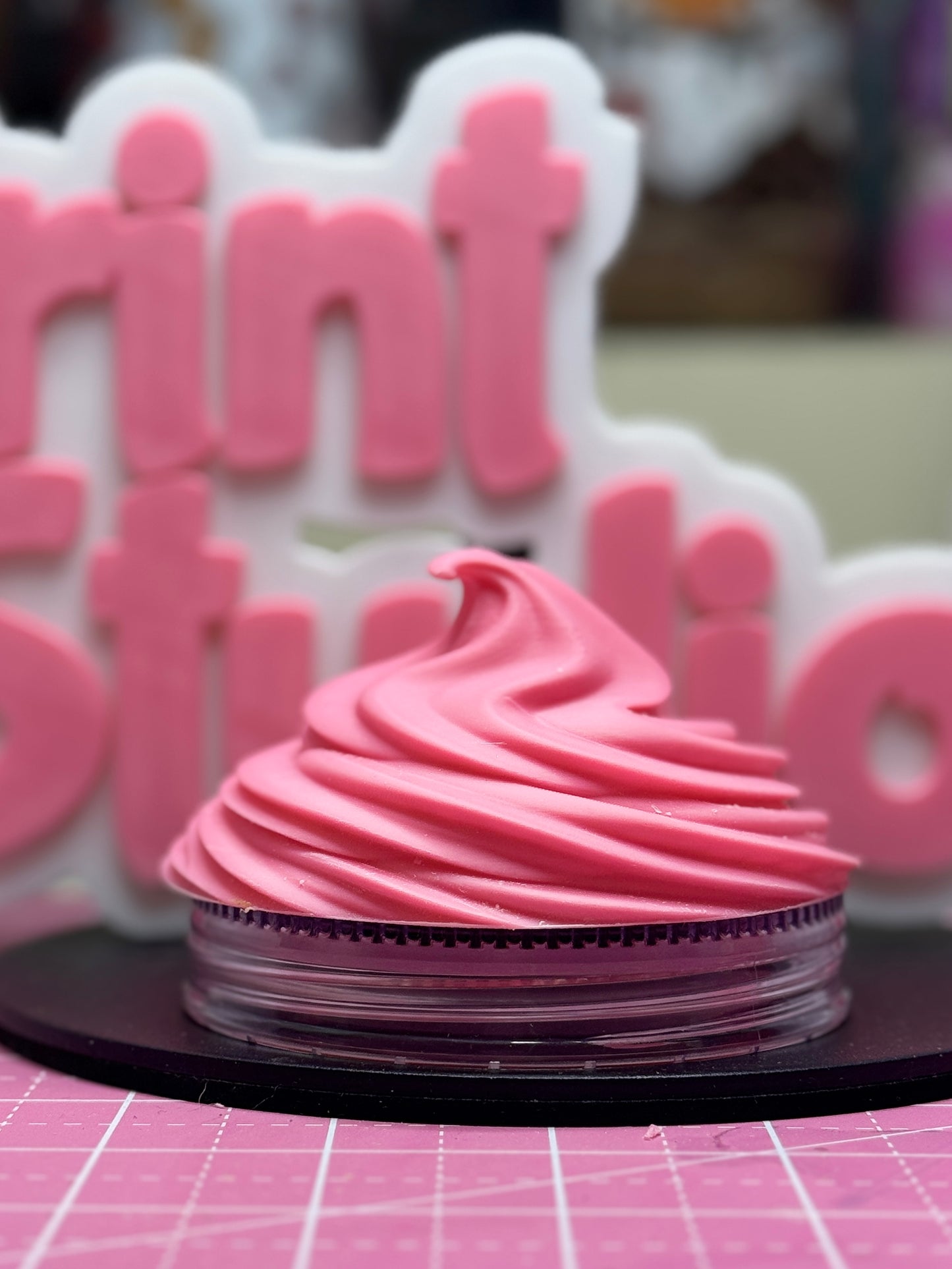 Straw Topper 010126_1