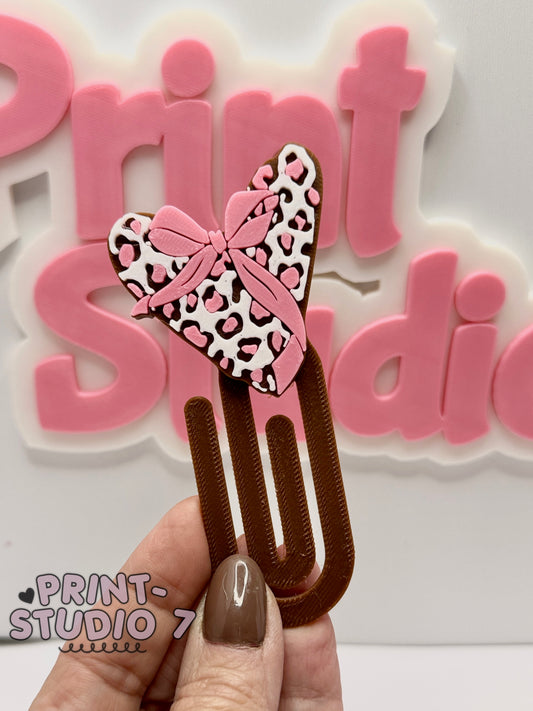Jumbo Paper Clip 013025-05
