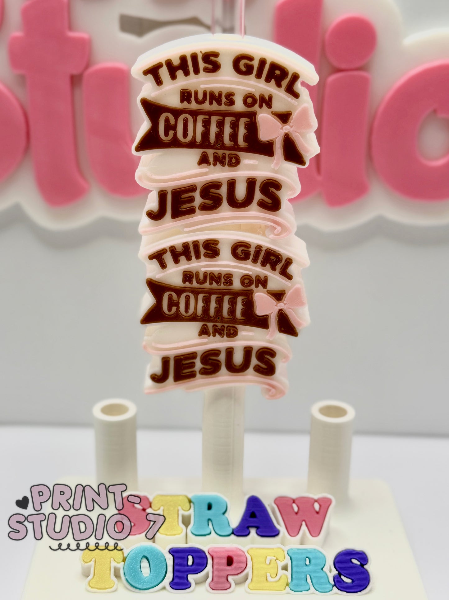 Straw Topper 013025-10