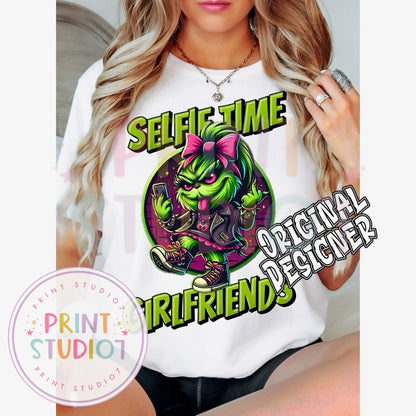 Selfie Time Girlfriends